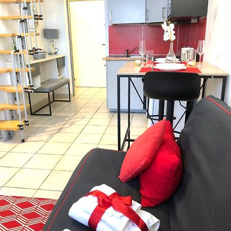 La Halle De Bussy Eksteriør billede